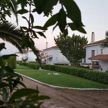 Carpe Diem Villas And Houses 빌라 칼로니