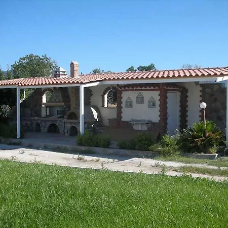 Carpe Diem Villas And Houses 칼로니